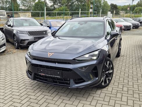 Cupra Formentor SUV / Terénní 2,0 l 245 kw