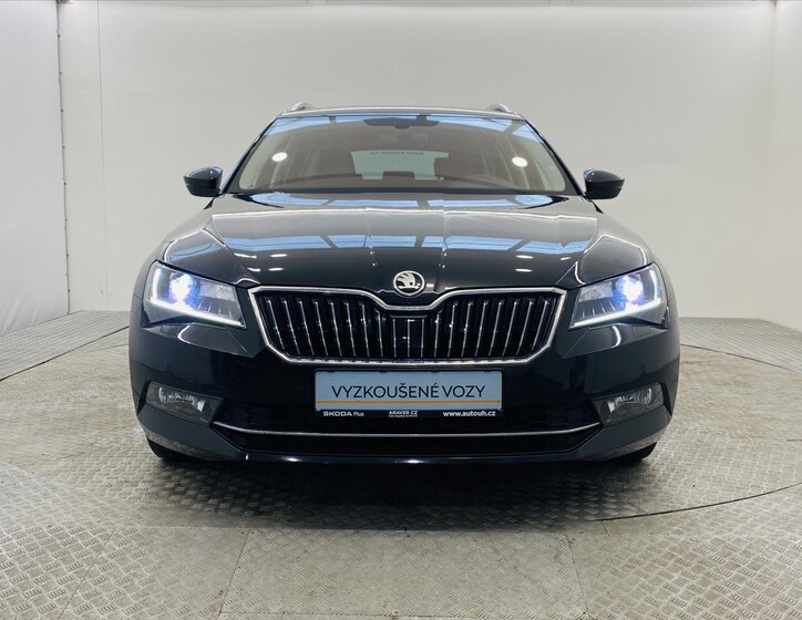 Škoda Superb Kombi 2,0 l 140 kw