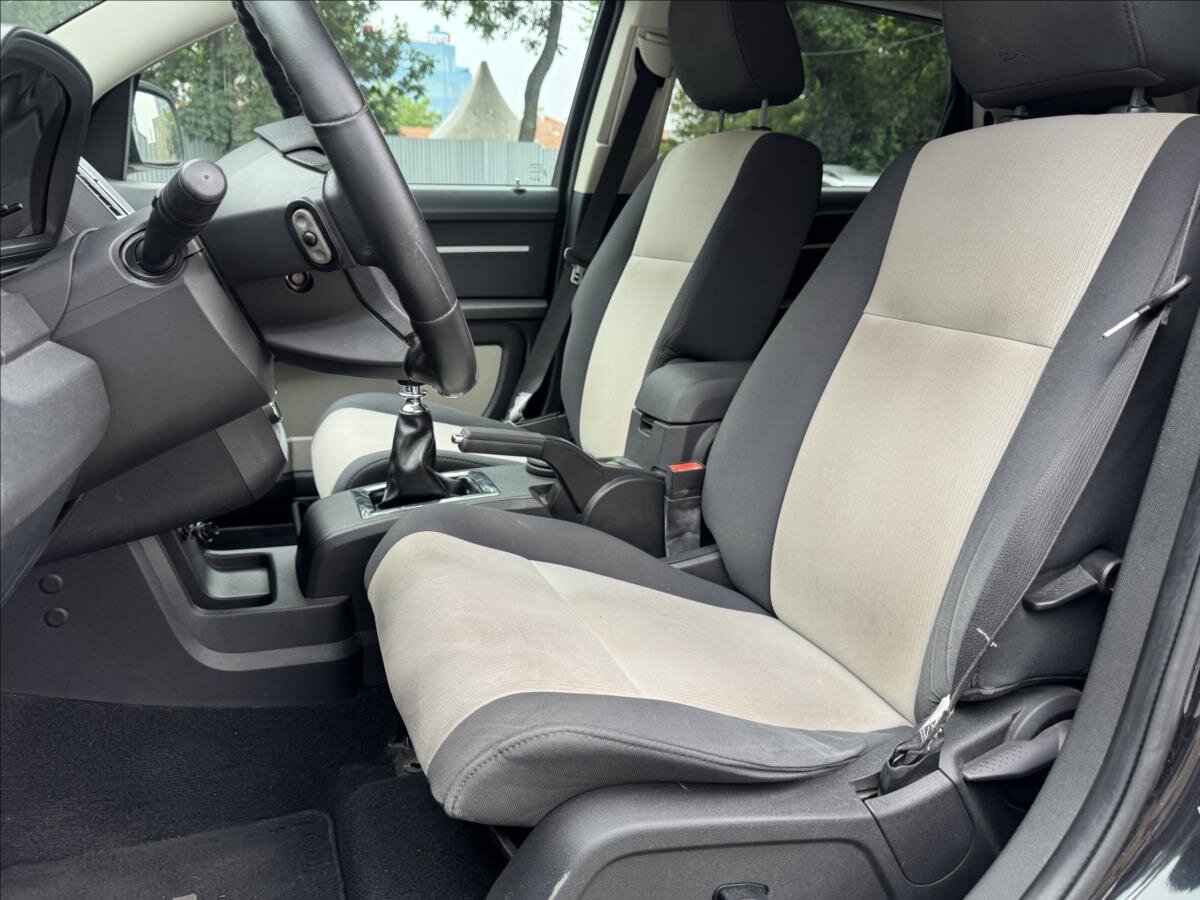 Dodge Journey MPV 2,0 l 103 kw