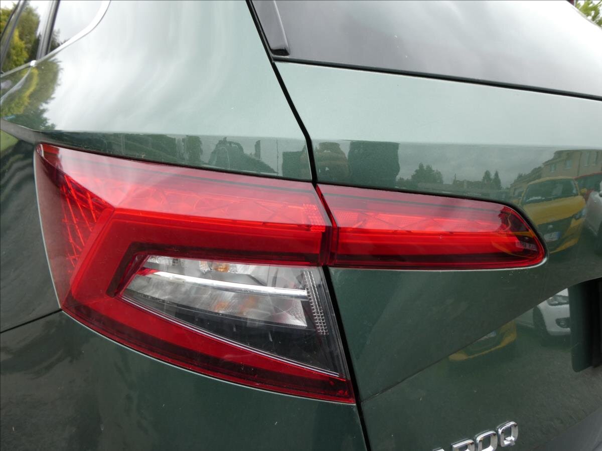 Škoda Karoq SUV 1,6 l 85 kw