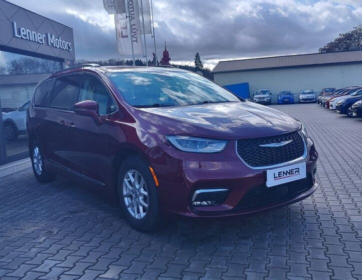 Chrysler Pacifica MPV 3,6 l 214 kw