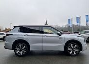 Mitsubishi Outlander 6