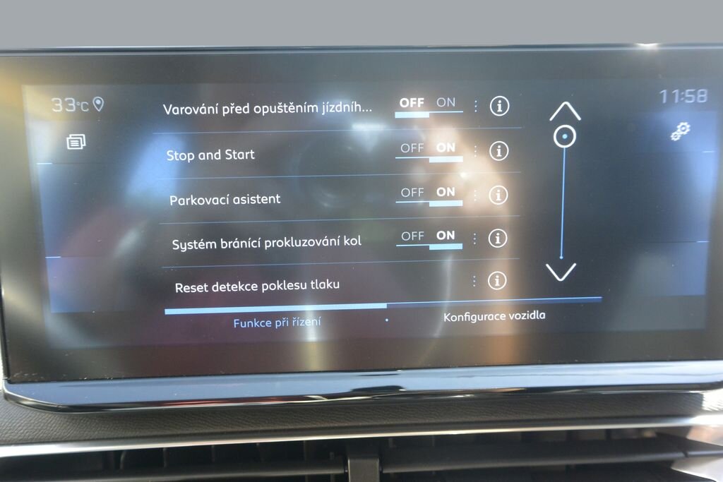 Peugeot 3008 SUV / Terénní 1,2 l 96 kw