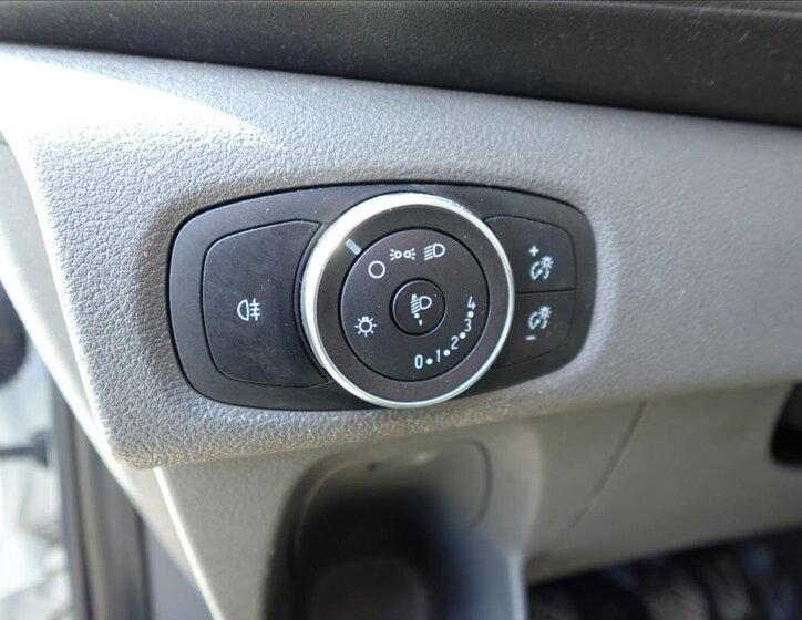 Ford Transit Ostatní 2,0 l 77 kw