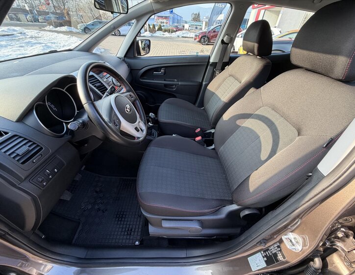 KIA Venga MPV 1,4 l 66 kw