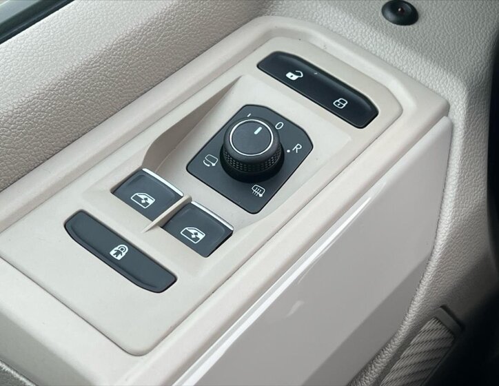 Volkswagen Multivan VAN-Minibus 2,0 l 150 kw