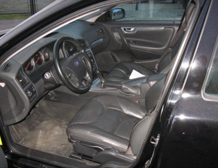 Volvo V70 6