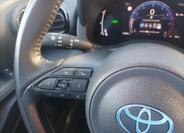 Toyota Yaris Cross 12