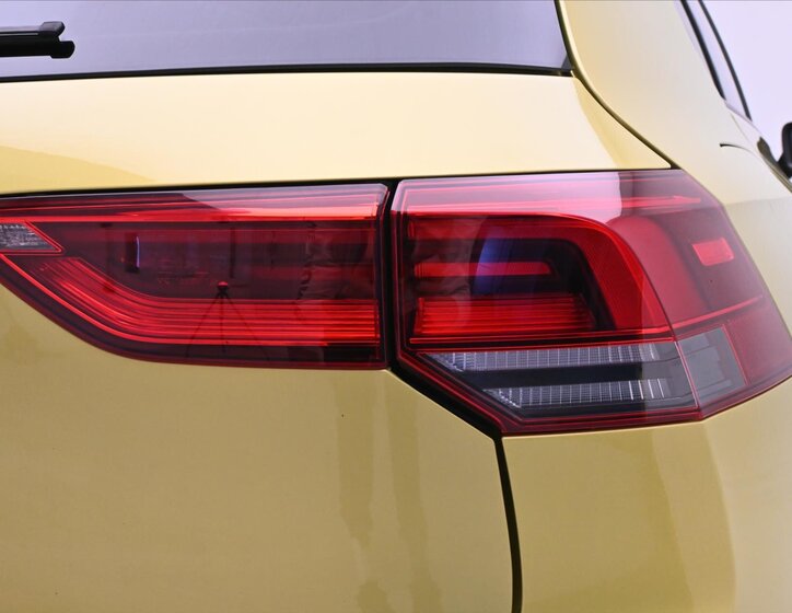 Volkswagen Golf Hatchback 999,0 81 kw