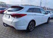 Hyundai i40 Kombi 1,7 l 104 kw