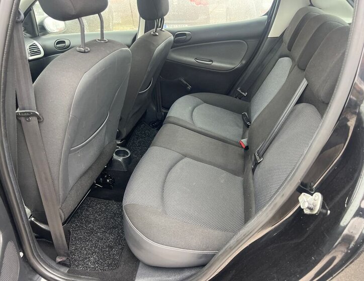 Peugeot 206 Hatchback 1,4 l 54 kw