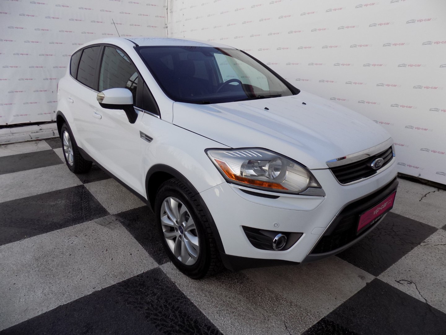 Ford Kuga SUV / Terénní 2,0 l 120 kw