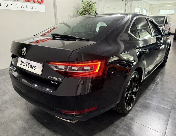 Škoda Superb Sedan 2,0 l 206 kw
