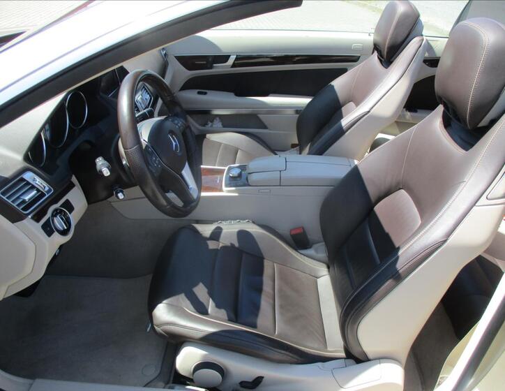 Mercedes-Benz Třídy E 7