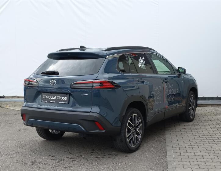 Toyota Corolla Cross 6