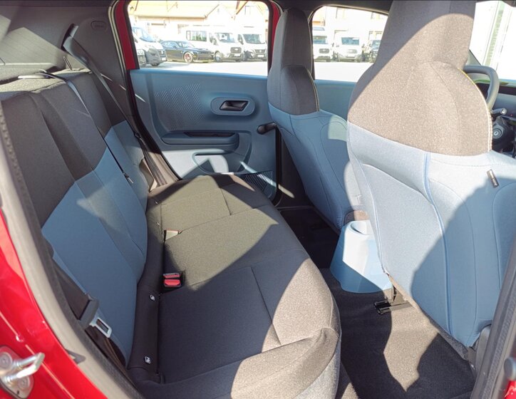 Fiat Grande Panda Hatchback 1,2 l 81 kw