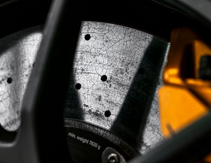 Mercedes-Benz AMG GT 14