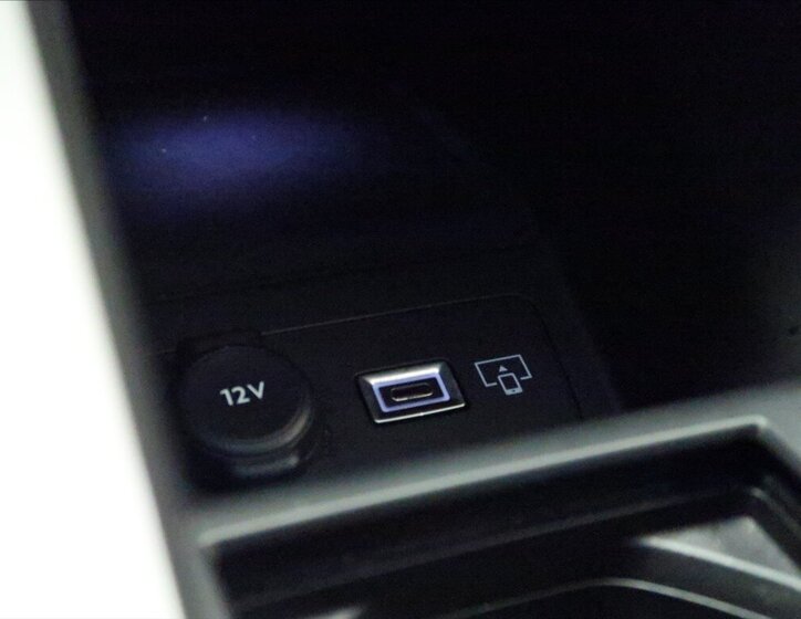 Peugeot 308 Kombi 1,5 l 96 kw