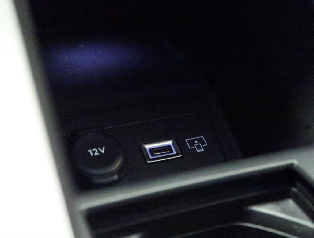 Peugeot 308 Kombi 1,5 l 96 kw