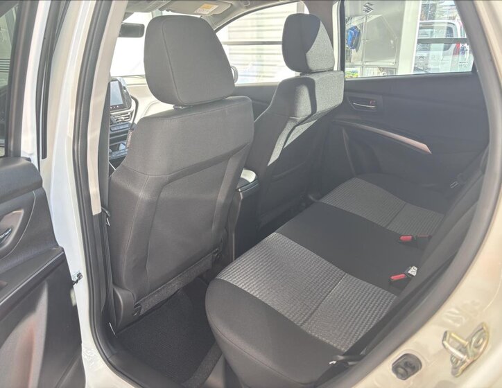 Suzuki S-Cross SUV / Terénní 1,4 l 81 kw