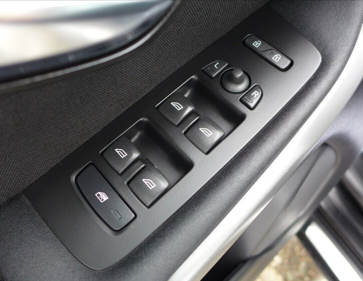 Volvo V40 Hatchback 1,6 l 84 kw