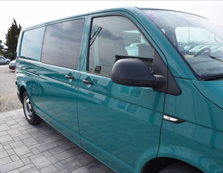 Volkswagen Transporter Kombi 2,0 l 110 kw