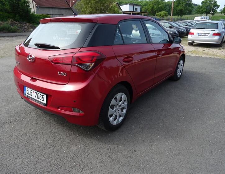Hyundai i20 4