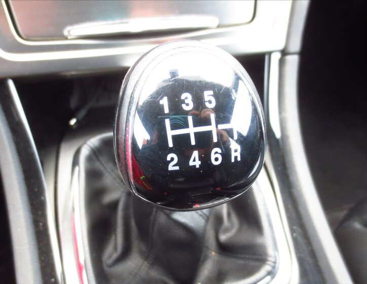 Ford Mondeo Liftback 2,5 l 162 kw