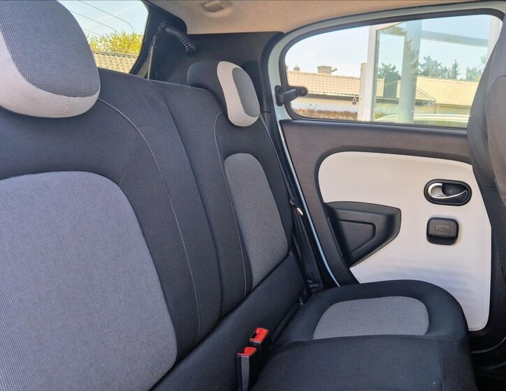 Renault Twingo Hatchback 1,0 l 54 kw
