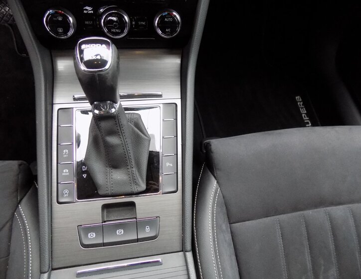 Škoda Superb Sedan 2,0 l 206 kw