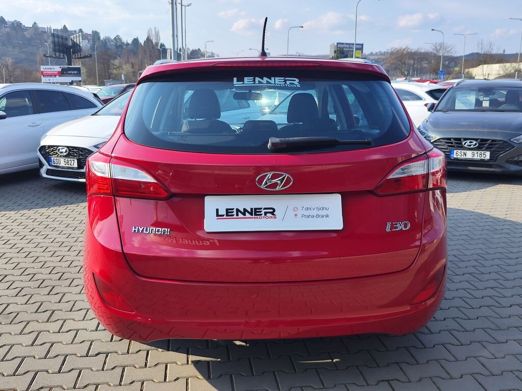 Hyundai i30 Kombi 1,4 l 73 kw