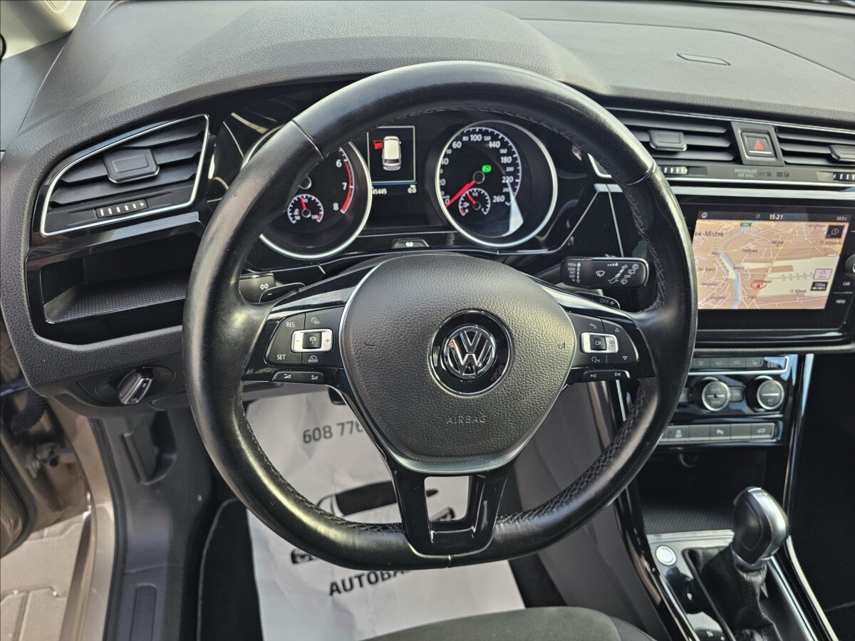 Volkswagen Touran Kombi 1,4 l 110 kw