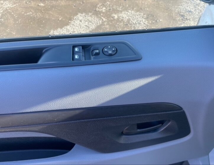 Peugeot Ostatní Ostatní 1,5 l 88 kw