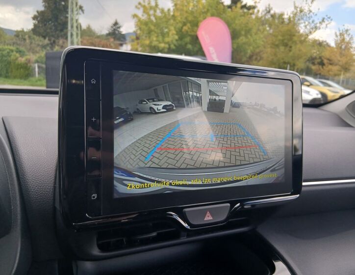 Toyota Yaris Cross 23