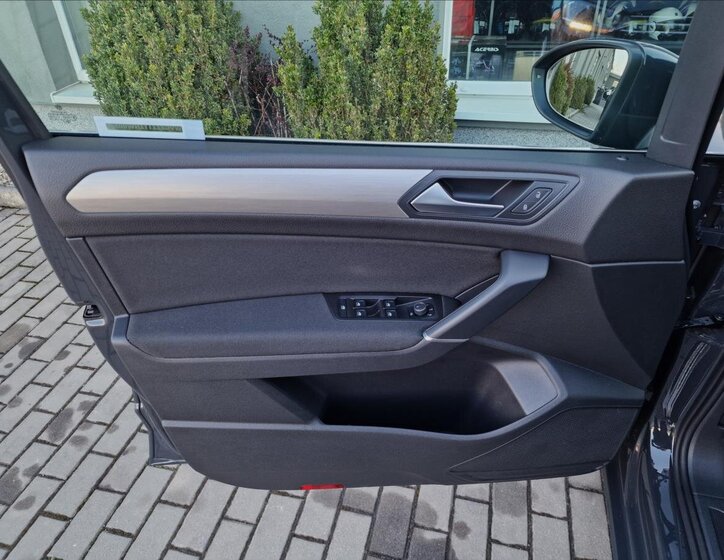 Volkswagen Touran Kombi 2,0 l 90 kw