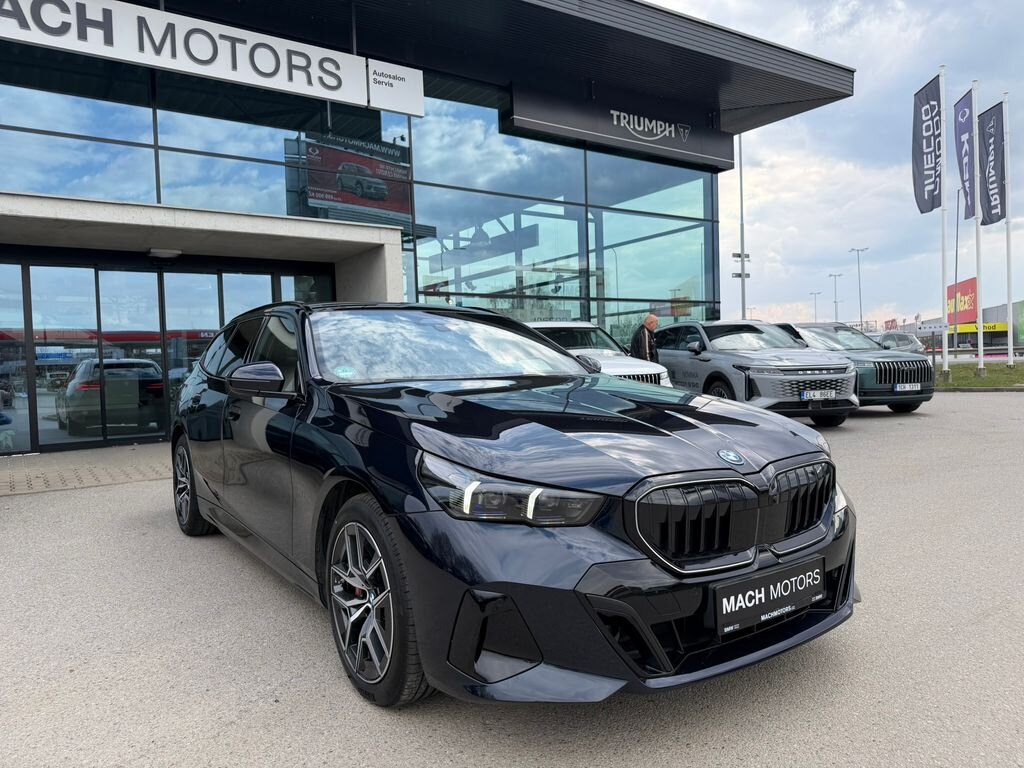 BMW Řada 5 Kombi 3,0 l 360 kw