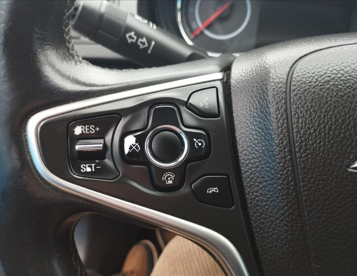 Opel Insignia Kombi 2,0 l 88 kw