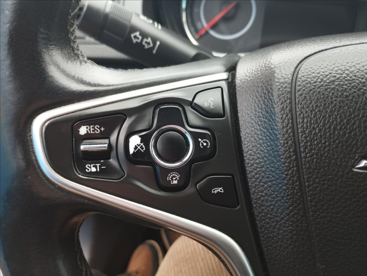 Opel Insignia Kombi 2,0 l 88 kw