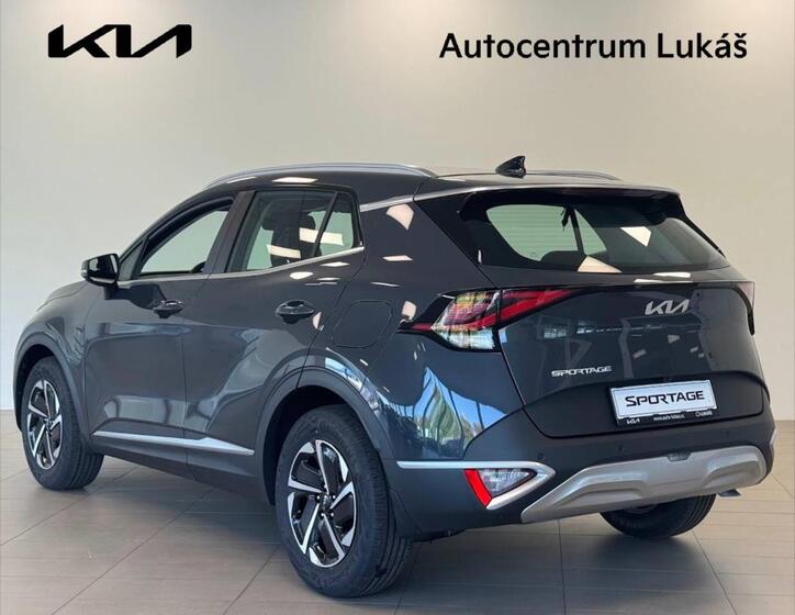 KIA Sportage 4