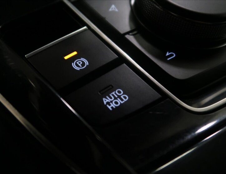 Mazda CX-30 SUV / Terénní 2,0 l 90 kw