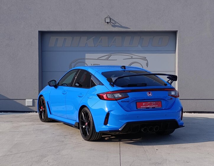 Honda Civic Hatchback 2,0 l 242 kw