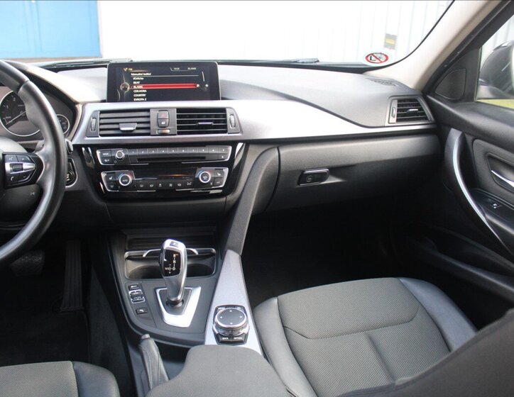 BMW Řada 3 Kombi 2,0 l 140 kw