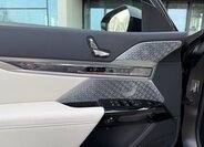 BMW Řada 7 Sedan / Limuzína 3,0 l 360 kw