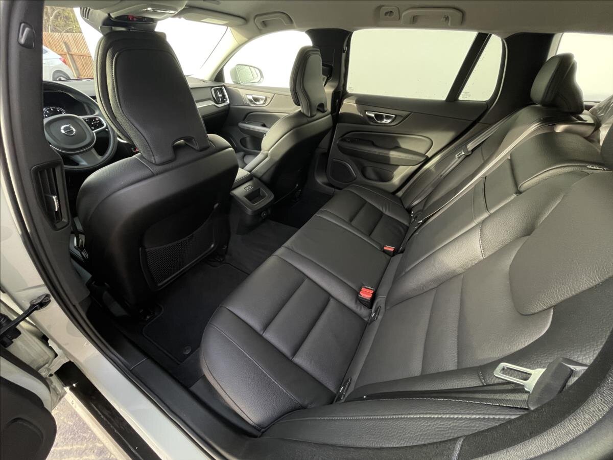 Volvo V60 Kombi 2,0 l 184 kw