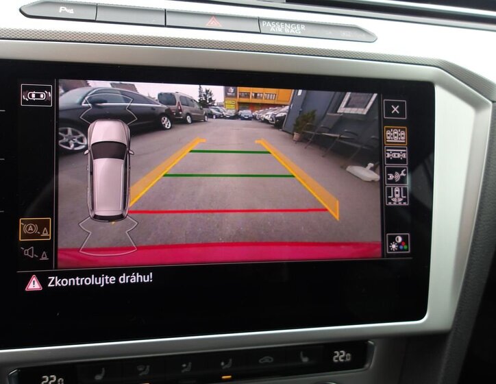 Volkswagen Passat Kombi 1,6 l 88 kw