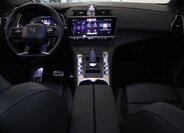 DS Automobiles DS7 Crossback SUV / Terénní 1,6 l 221 kw