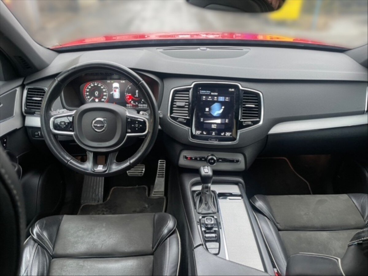 Volvo XC90 SUV / Terénní 2,0 l 173 kw