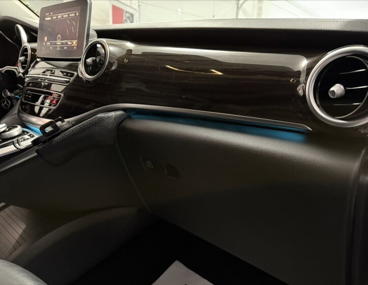 Mercedes-Benz Třídy V 21