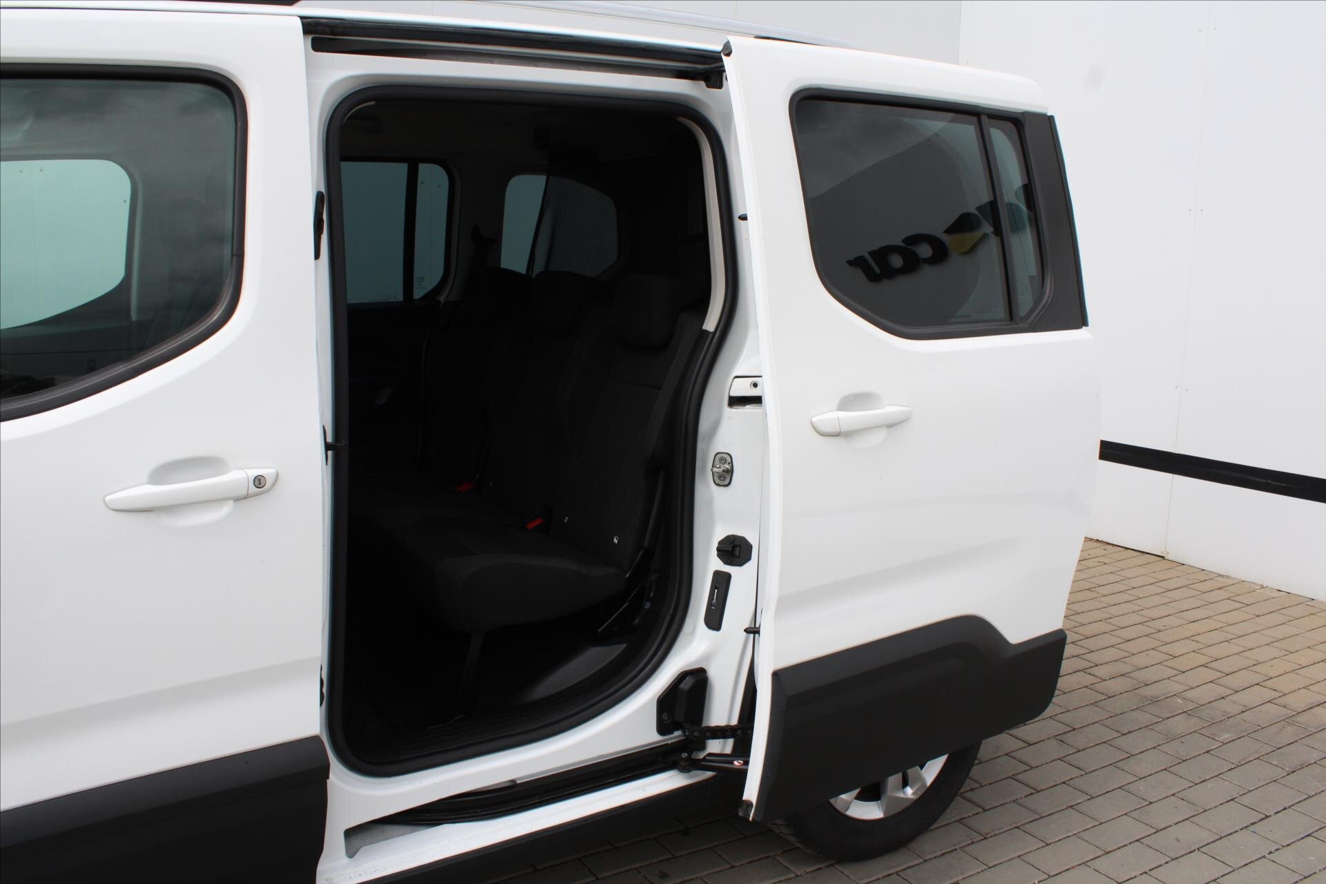 Peugeot Rifter MPV 1,5 l 96 kw