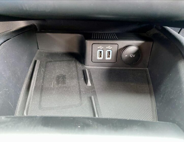 Ford Kuga SUV / Terénní 2,0 l 110 kw